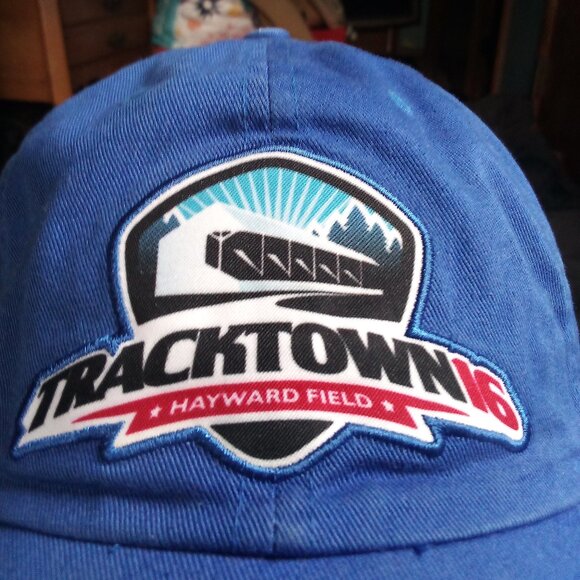 Nike Track Town 2016 Hayward Field Track Field Strap Back Hat - Picture 2 of 8